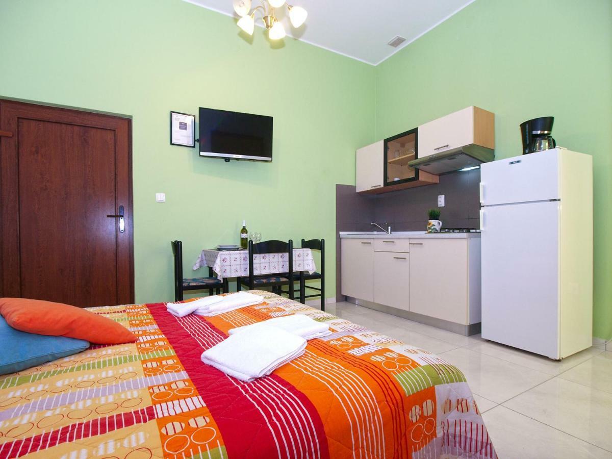 Apartments Oriana 898 พูลา ภายนอก รูปภาพ